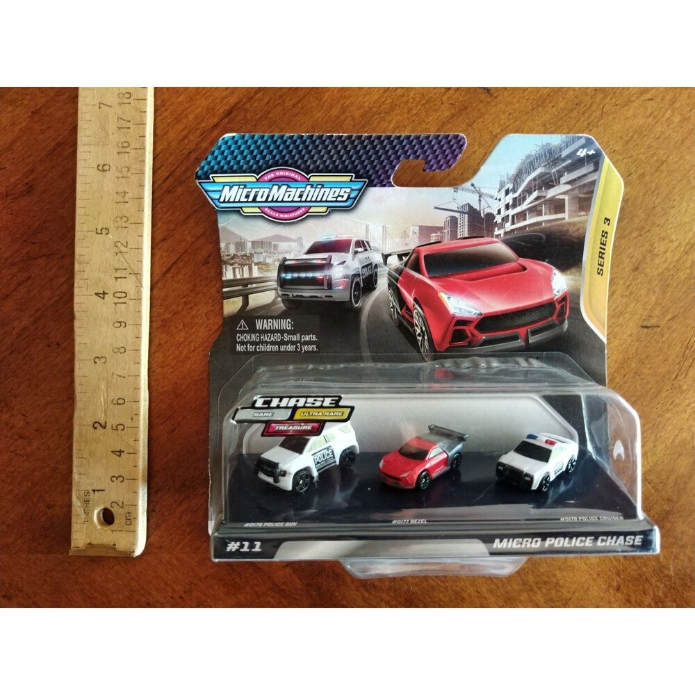Micro Machines Starter Pack Series 3 #11 Micro Police Chase Bezel Package Wear